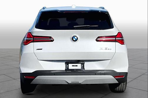 Mineral White Metallic 2025 BMW X3 30 xDrive