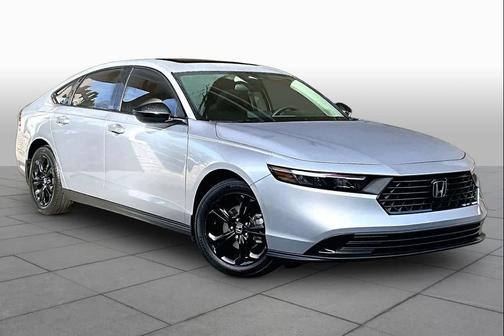 Solar Silver Metallic 2025 Honda Accord SE