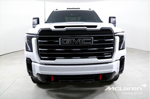 2025 GMC Sierra 2500 AT4