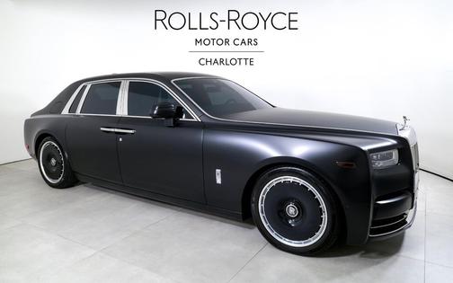2025 Rolls-Royce Phantom Sedan
