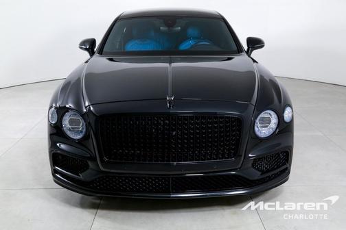 2022 Bentley Flying Spur V8