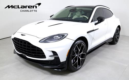 2025 Aston Martin DBX 707