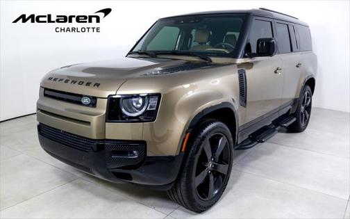 2025 Land Rover Defender 130 P400 X-Dynamic SE
