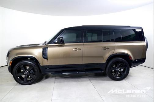 2025 Land Rover Defender 130 P400 X-Dynamic SE