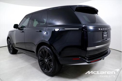 2024 Land Rover Range Rover P530 SE