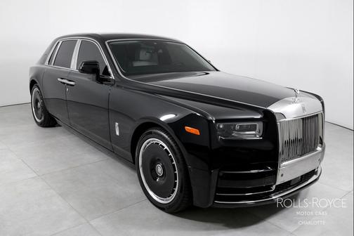 2025 Rolls-Royce Phantom Sedan
