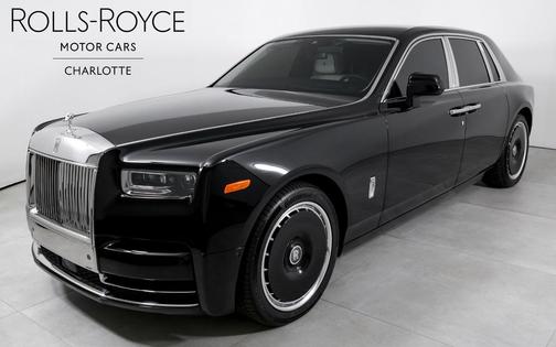 2025 Rolls-Royce Phantom Sedan