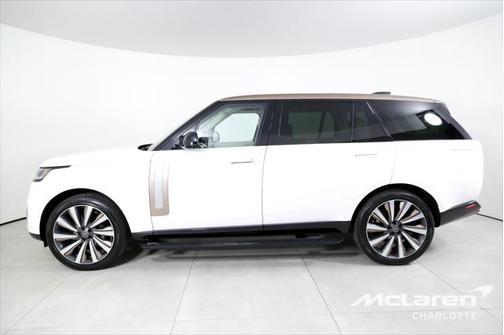 2024 Land Rover Range Rover P615 SV