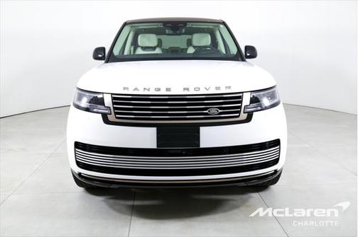 2024 Land Rover Range Rover P615 SV