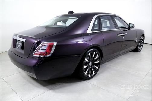 2024 Rolls-Royce Ghost Sedan