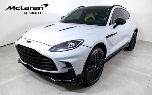 2023 Aston Martin DBX 707