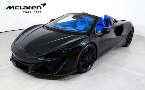 2025 McLaren Artura TechLux