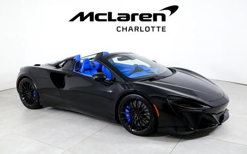 2025 McLaren Artura TechLux