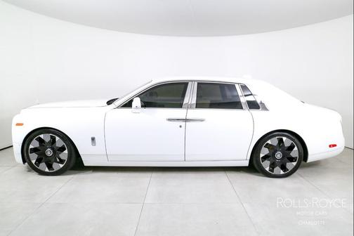 2024 Rolls-Royce Phantom Sedan