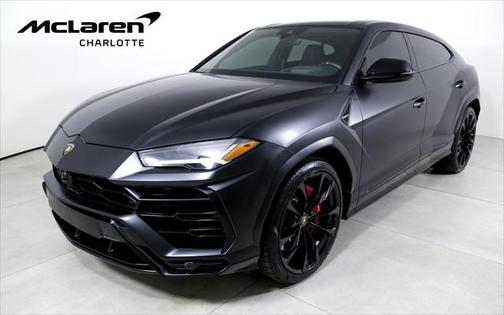 2022 Lamborghini Urus Graphite Capsule