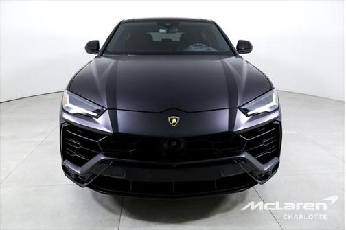 2022 Lamborghini Urus Graphite Capsule