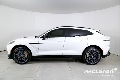 2023 Aston Martin DBX 707