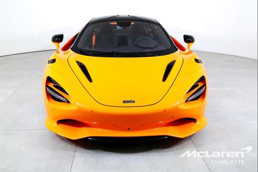 2024 McLaren 750S Coupe