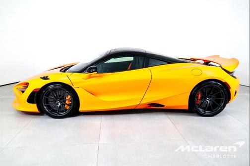 2024 McLaren 750S Coupe