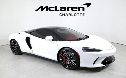 2022 McLaren GT Coupe