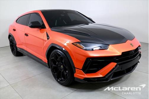 2023 Lamborghini Urus Performante