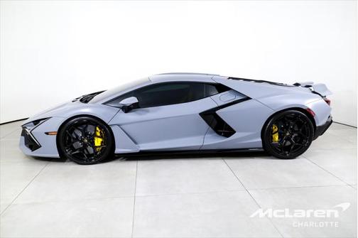 2024 Lamborghini Revuelto Coupe