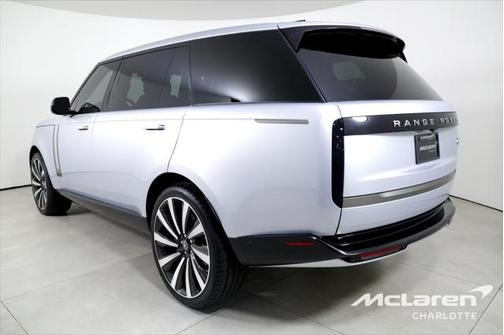 2023 Land Rover Range Rover P530 SE