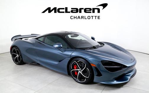 2025 McLaren 750S Coupe