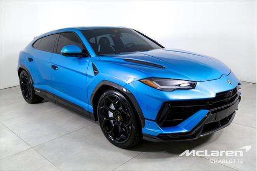 2023 Lamborghini Urus Performante