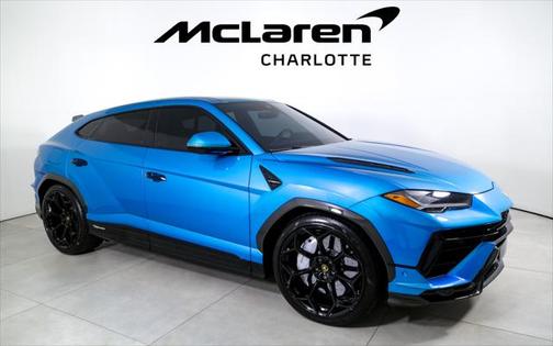 2023 Lamborghini Urus Performante