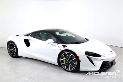 2025 McLaren Artura Convertible