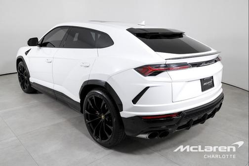2022 Lamborghini Urus SUV