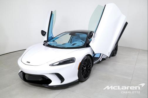 2025 McLaren GTS Coupe