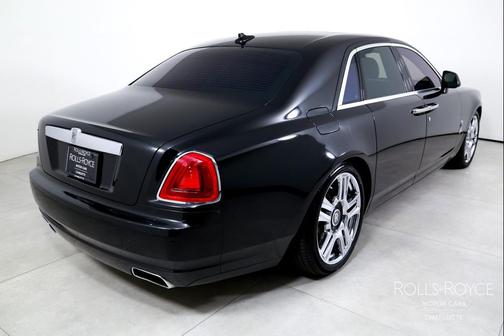2015 Rolls-Royce Ghost Sedan