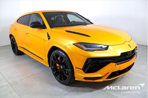 2023 Lamborghini Urus S