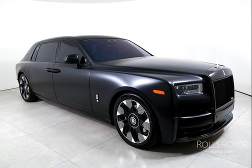 2024 Rolls-Royce Phantom EWB