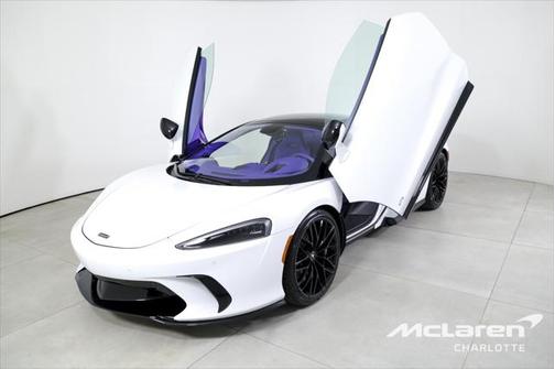 2025 McLaren GTS Coupe