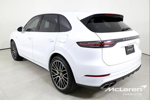 2023 Porsche Cayenne Cayenne Turbo S E-Hybrid