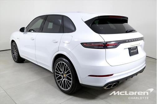 2023 Porsche Cayenne E-Hybrid S