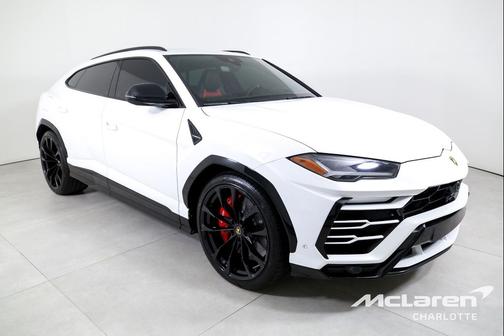 2019 Lamborghini Urus SUV