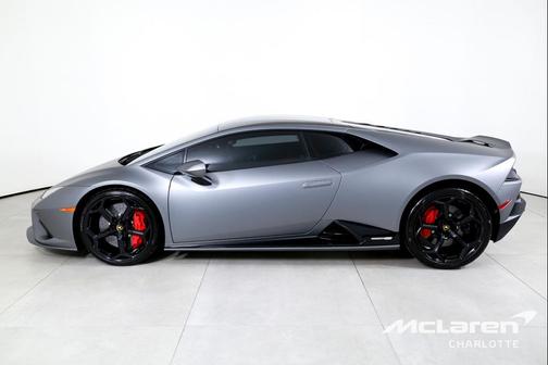 2023 Lamborghini Huracan EVO Coupe RWD