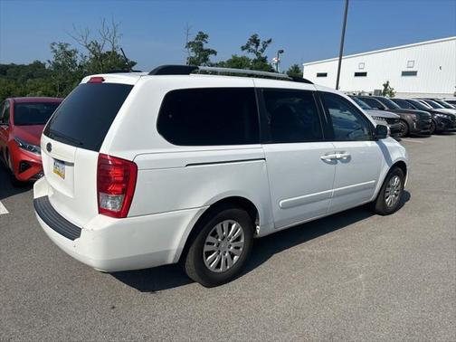 2012 Kia Sedona LX