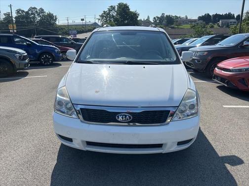 2012 Kia Sedona LX