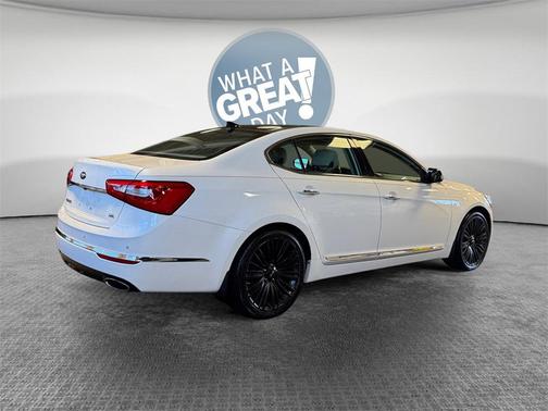 2014 Kia Cadenza Limited