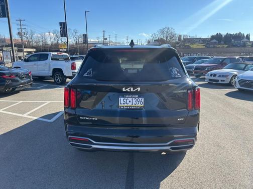 2023 Kia Sorento SX