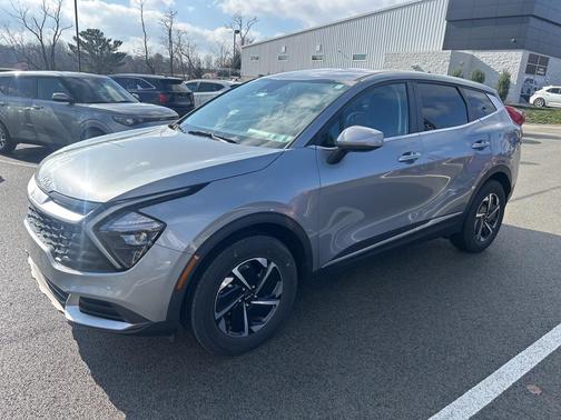 2023 Kia Sportage Hybrid LX