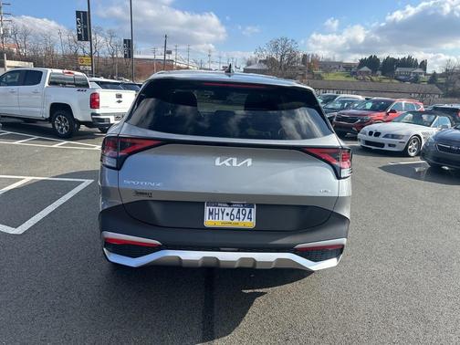 2023 Kia Sportage Hybrid LX