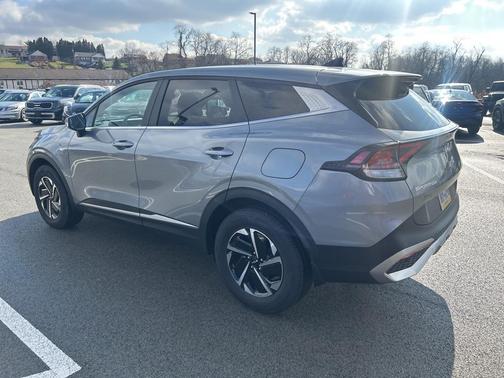 2023 Kia Sportage Hybrid LX