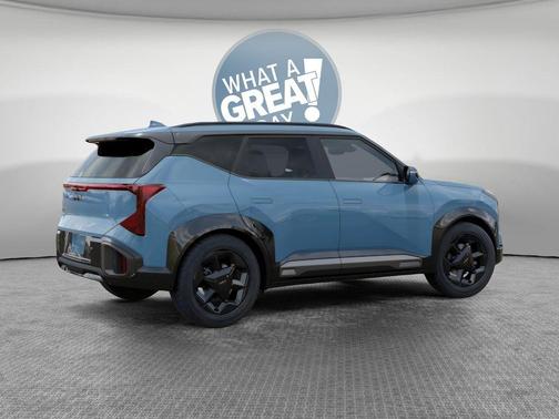 Frost Blue 2027 Kia Seltos X-Line S