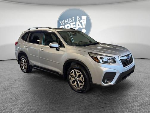 Ice Silver Metallic 2021 Subaru Forester Premium